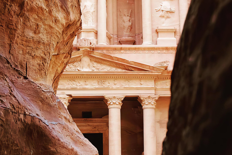 Amman: Petra Day Trip with Amman by Night Walk Amman: Petra and Wadi Rum with a 2hr Jeep Tour