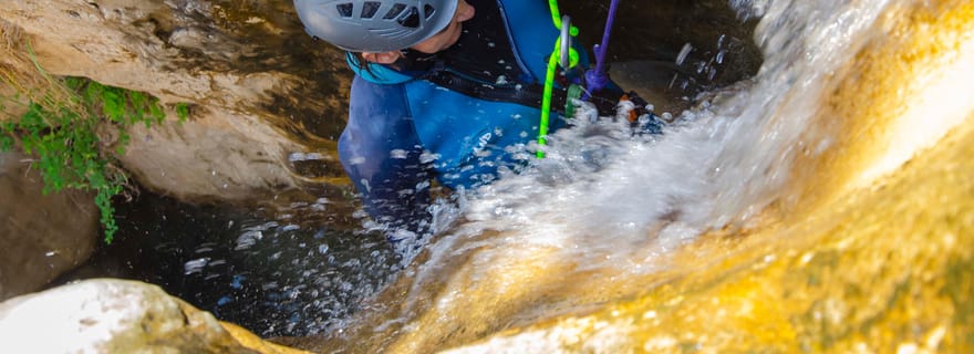 Au départ de Grenade : Circuit de canyoning Rio Verde avec déjeuner