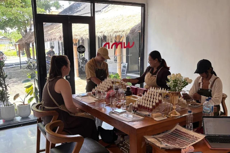 Bali: Ritual Essential Perfumery Workshop in Canggu Ritual Essential Perfumery Workshop in Canggu for Group