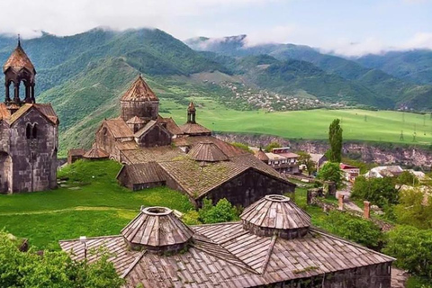 Private Transfer with Tour: Yerevan to Tbilisi or Vice Versa