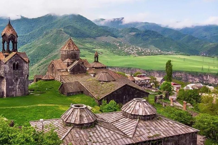 Private Transfer with Tour: Yerevan to Tbilisi or Vice Versa