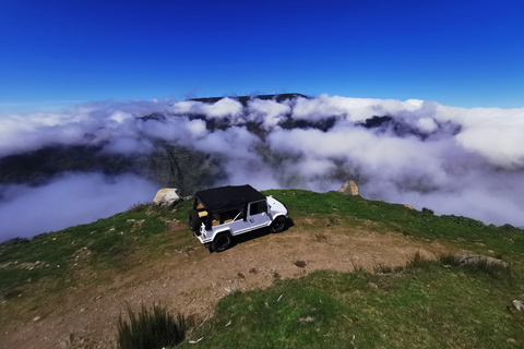 Ten noordwesten van Madeira in 4x4 Convertible Jeep Tour