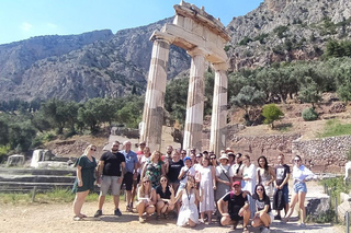 From Athens: Delphi Day Trip with Multilingual Audioguide