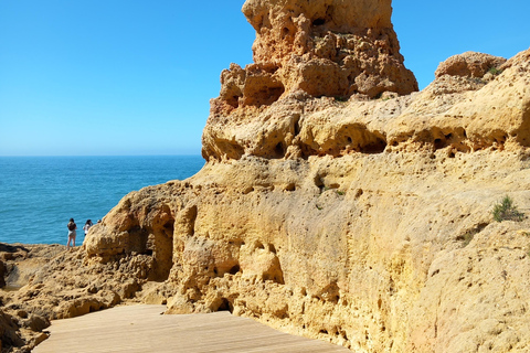 Lisbonne : Circuit sur la côte de l&#039;Algarve avec excursion en bateau vers les grottes