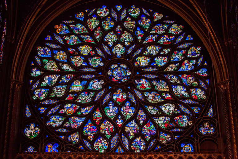 Paris: Sainte Chapelle Guided Tour with Reserved Access Sainte Chapelle Guided Tour with Reserved access