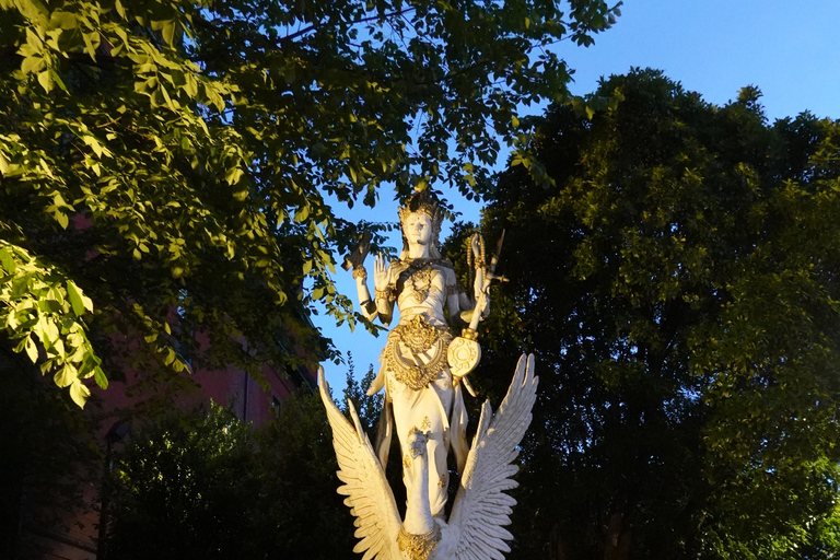 Excursão a pé noturna pelas mansões da Era Dourada de DupontExcursão a pé noturna pelas mansões Dupont da Era Dourada