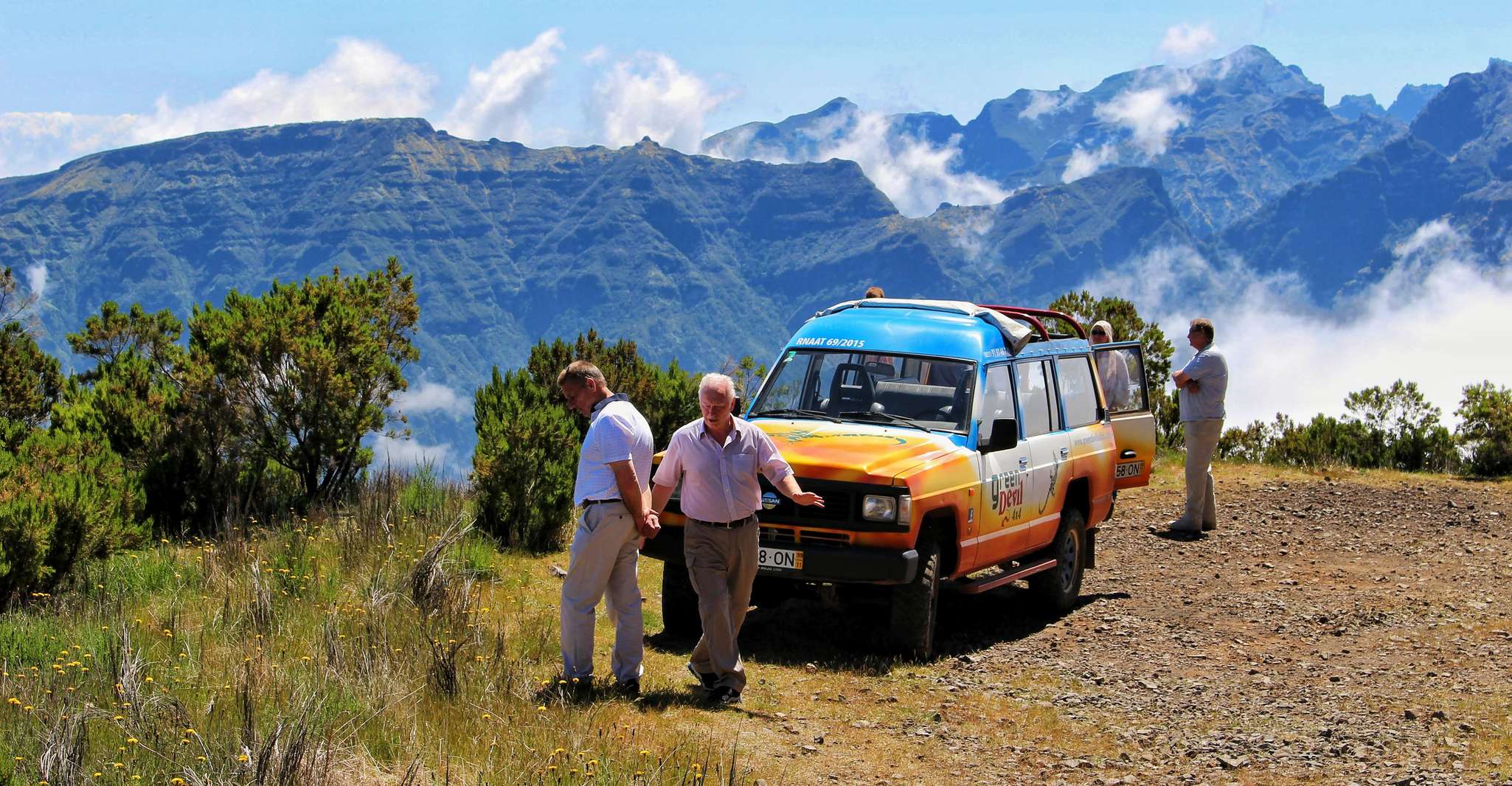 Wein Geschmack & Tapas, Cabo Girão Skywalk, 4x4 Jeep Abenteuer - Hizvo