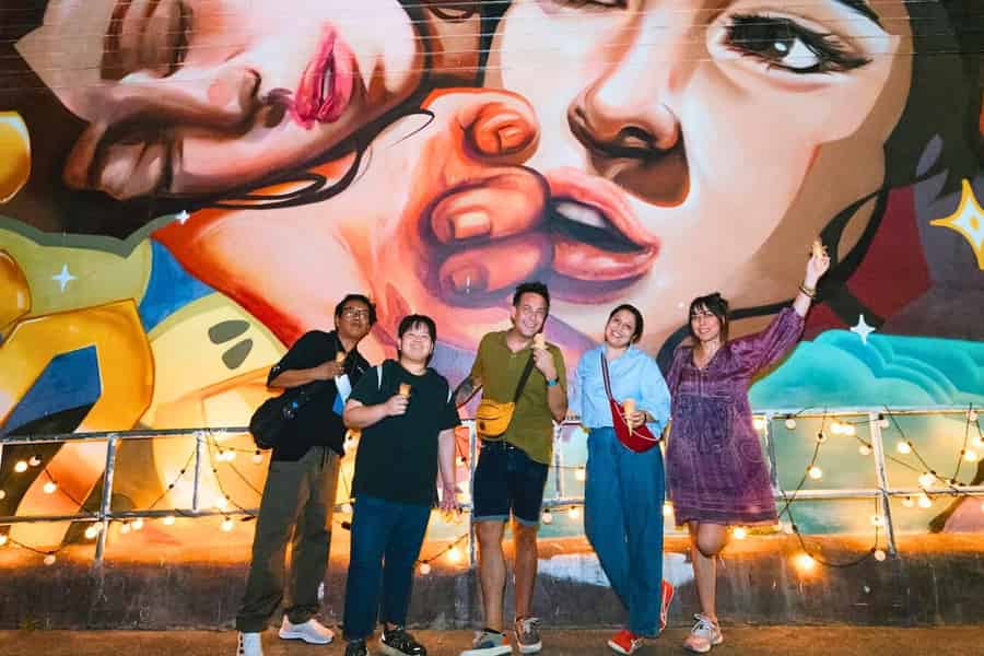 Bangkok: Streetfood und Nachtlichter mit dem Tuk-Tuk. Foto: GetYourGuide