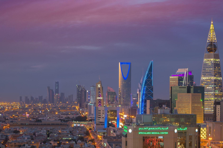 Doha: 4-Day Saudi Arabia Bus Tour with Hotel and Meals