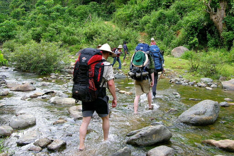 Ab Hanoi: Mai Chau 2-tägige Premium Gruppen Tour