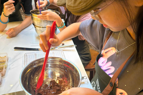 Hanoi: Chocolate Bean to Bar Making Workshop