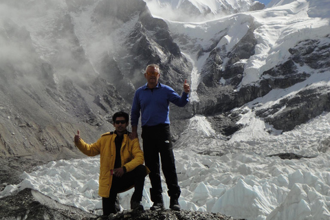 De Katmandu: Caminhada de 11 dias no acampamento base do Everest com guia