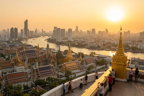 Bangkok: Guided City Tour with TukTuk Ride & Chinatown Visit - Image 2