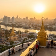 Bangkok: Guided City Tour with TukTuk Ride & Chinatown Visit