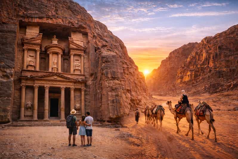 Vanuit Amman: dagtour naar Petra of Petra & Wadi Rum