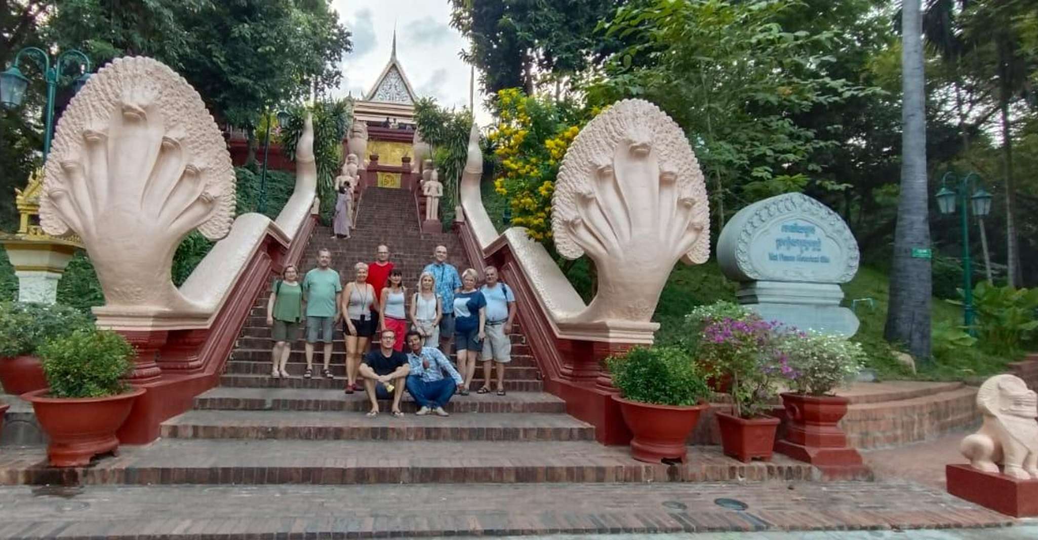 Killing Fields, S21, 10 Stop City Tour di Tuk-Tuk - Hizvo