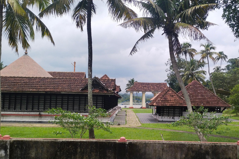 Kochi: Mulanthuruthy, Pazhoor, and Areekal Day Trip