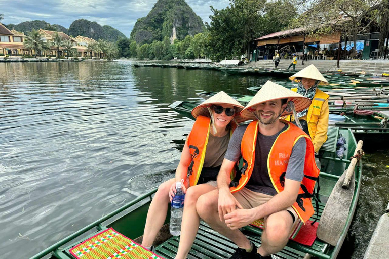 Ninh Binh: Trang An Boat, Bai Dinh, Hoa Lu & Mua Cave Sunset