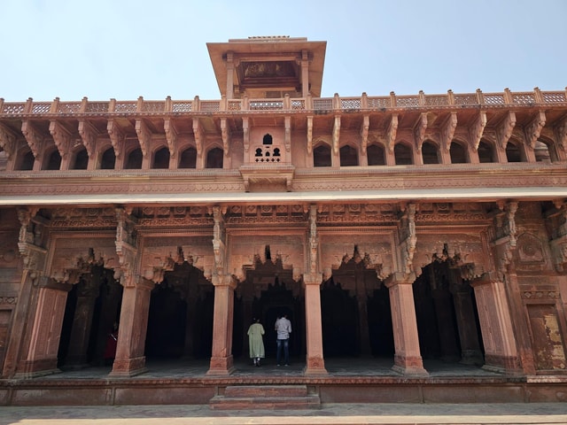 Agra to fatehpur sikri day tour car and guide