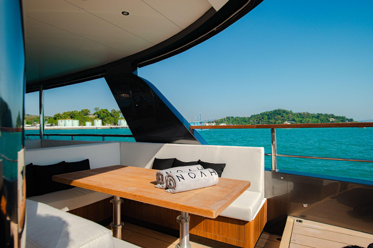 Phuket: Phi Phi & Maithon Islands by Noah Premium yacht