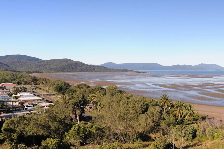 Airlie Beach: Conway Beach & George’s Diner Tour