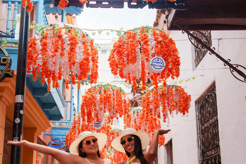 Cartagena: Barranquilla & Santa Marta Day Trip with Meals