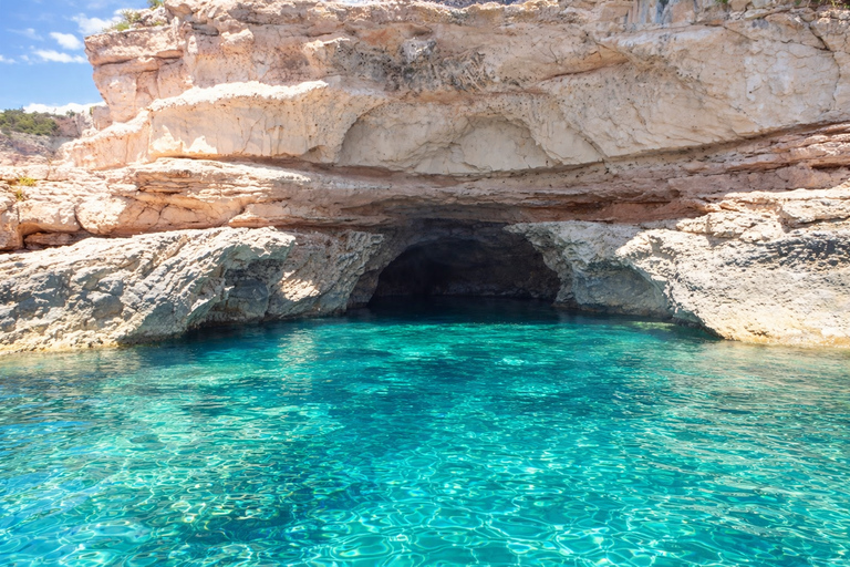 Ibiza: 2 islands & 1 beach — Es Vedra, Atlantis & Espalmador ADVANCE TICKET with 5h Advance Open Bar, Lunch & Dinner