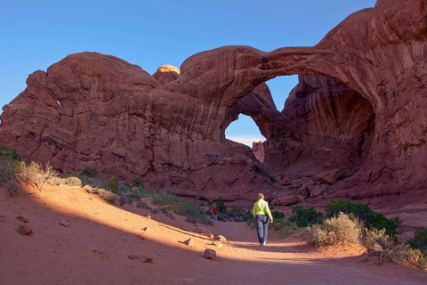 Arches National Park: Morning Adventure Tour Without pickup