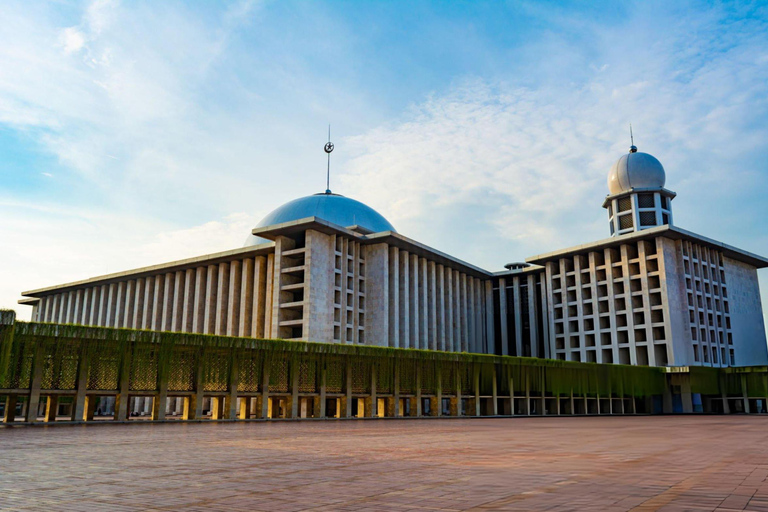 Best of Jakarta: Guided Half Day City Tour with a local