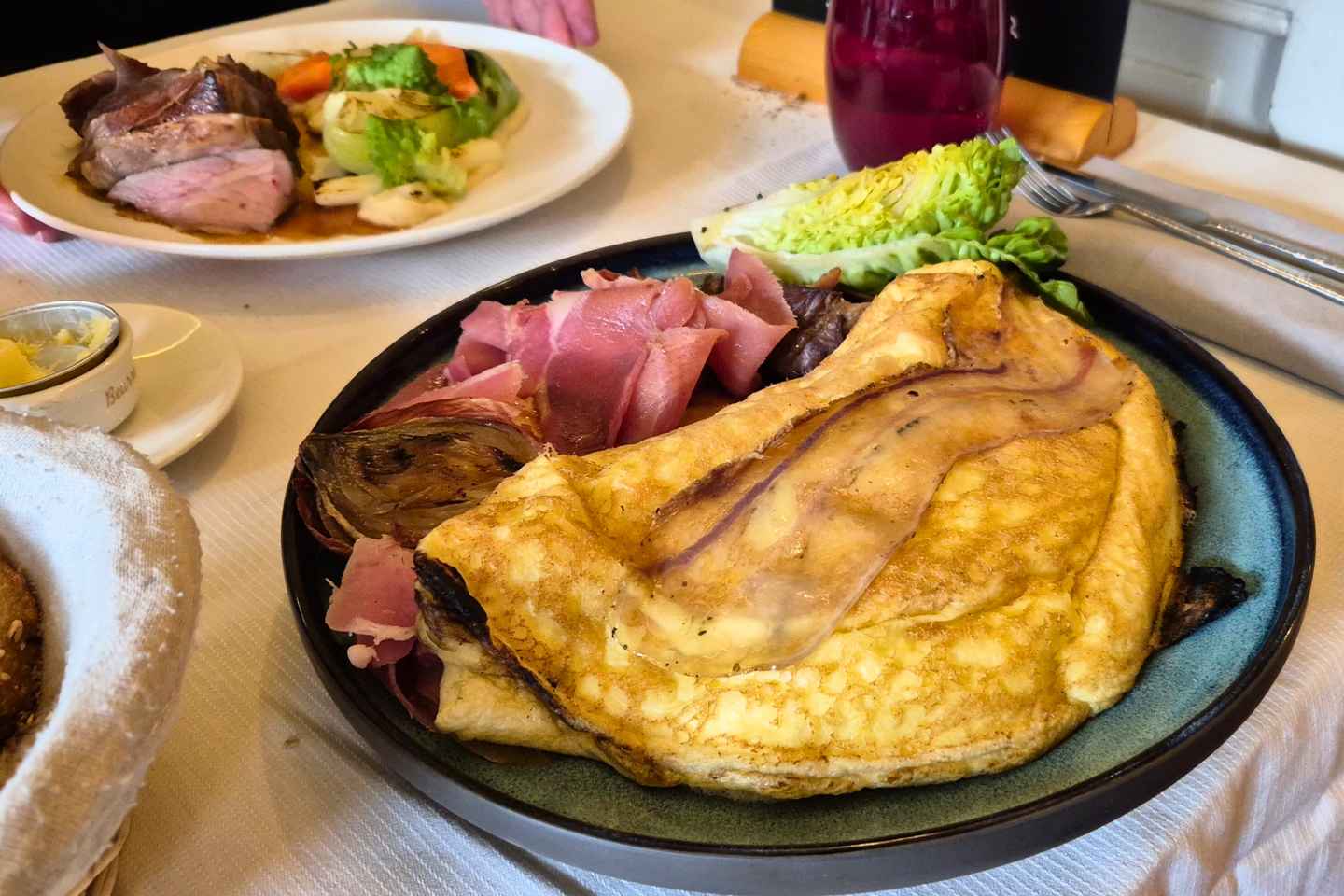 Mont Saint-Michel Small-Group Day Trip from Paris with Abbey Ticket