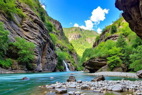 Depuis Batumi : Excursion d&#039;une journée dans les canyons de Martvili et d&#039;Okatse