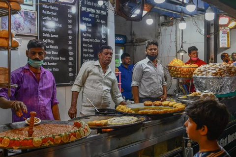 Agra: Guided Street Food & Local Market Tour By Tuk-Tuk Tour with Private Tuk-Tuk, Driver & Local Expert Tour Guide