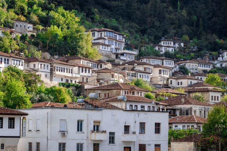 Berat Daily Tour på engelska,tyska,italienska,spanska