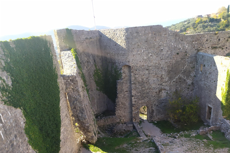 Bar Port: Private Discovery - Hidden Viewpoints & Old Towns