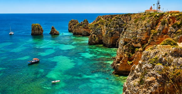 Lagos: tour en barco por las cuevas de Ponta da Piedade con un guía local