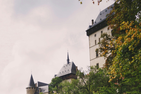 From Dresden: Guided Day Trip to Karlštejn Castle in Czechia