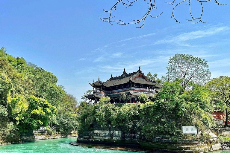 Dujiangyan: Dujiangyan Scenic Area Ticket Dujiangyan Scenic Area Ticket with Round-Trip Hotel Transfer