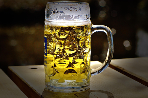 Kigali: Kisementi Bar-Hopping Tour with Gloria