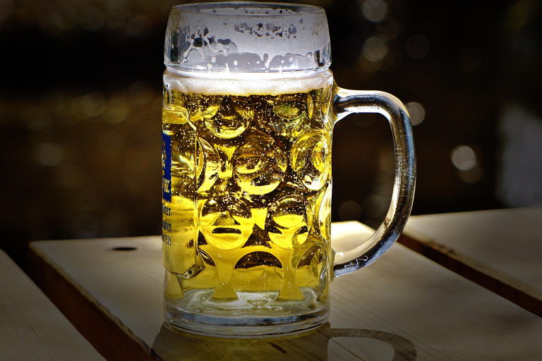 Kigali: Kisementi Bar-Hopping Tour with Gloria