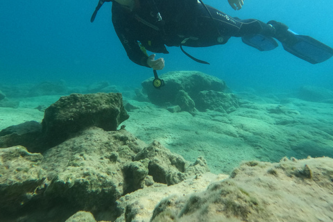 Chania : Essai de plongée sous-marine 2 plongées à terre (recevoir la certification)