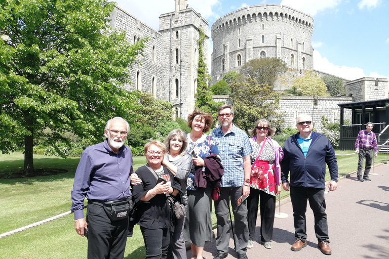 London: Royal Windsor & Runnymede Private Taxi Tour