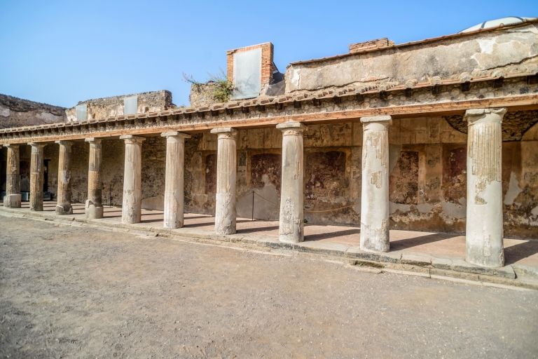 Pompeje: wycieczka w małej grupie z archeologiemWycieczka prywatna w j. niemieckim