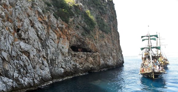 Alanya Entspannende Bootstour für Familien ohne Schaum und laute Musik