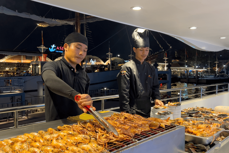 Bangkok: Cena en Crucero por el Río Chao Phraya Música y Danza en Directo