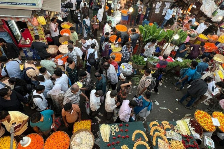Mumbai Dawn Tour: Markets, Dhobi Ghat & Local Life