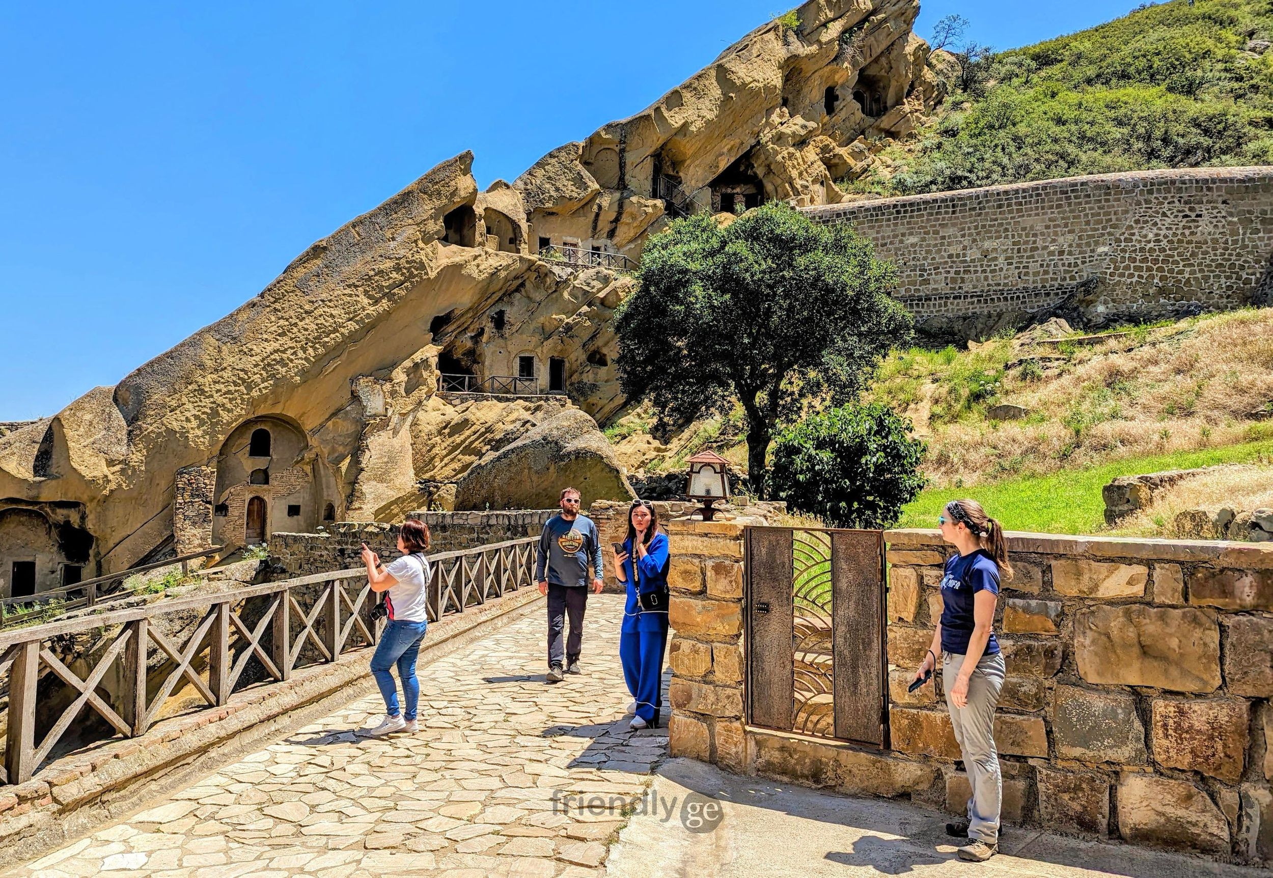Tour: Regenbogenberge, Dawit Garedscha & Tiflis-Nationalpark
