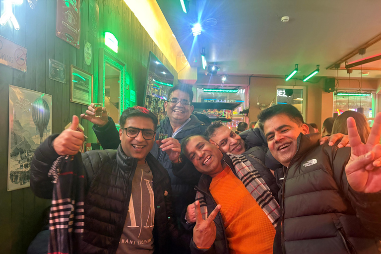 Riga: 2 in 1 - Old Town Walking Tour & Pub Crawl