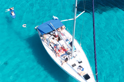 From Stintino: Sailing boat tour with a stop at Cala Reale and lunch on board. Asinara: Sailboat tour with a stop on the island and lunch on board.
