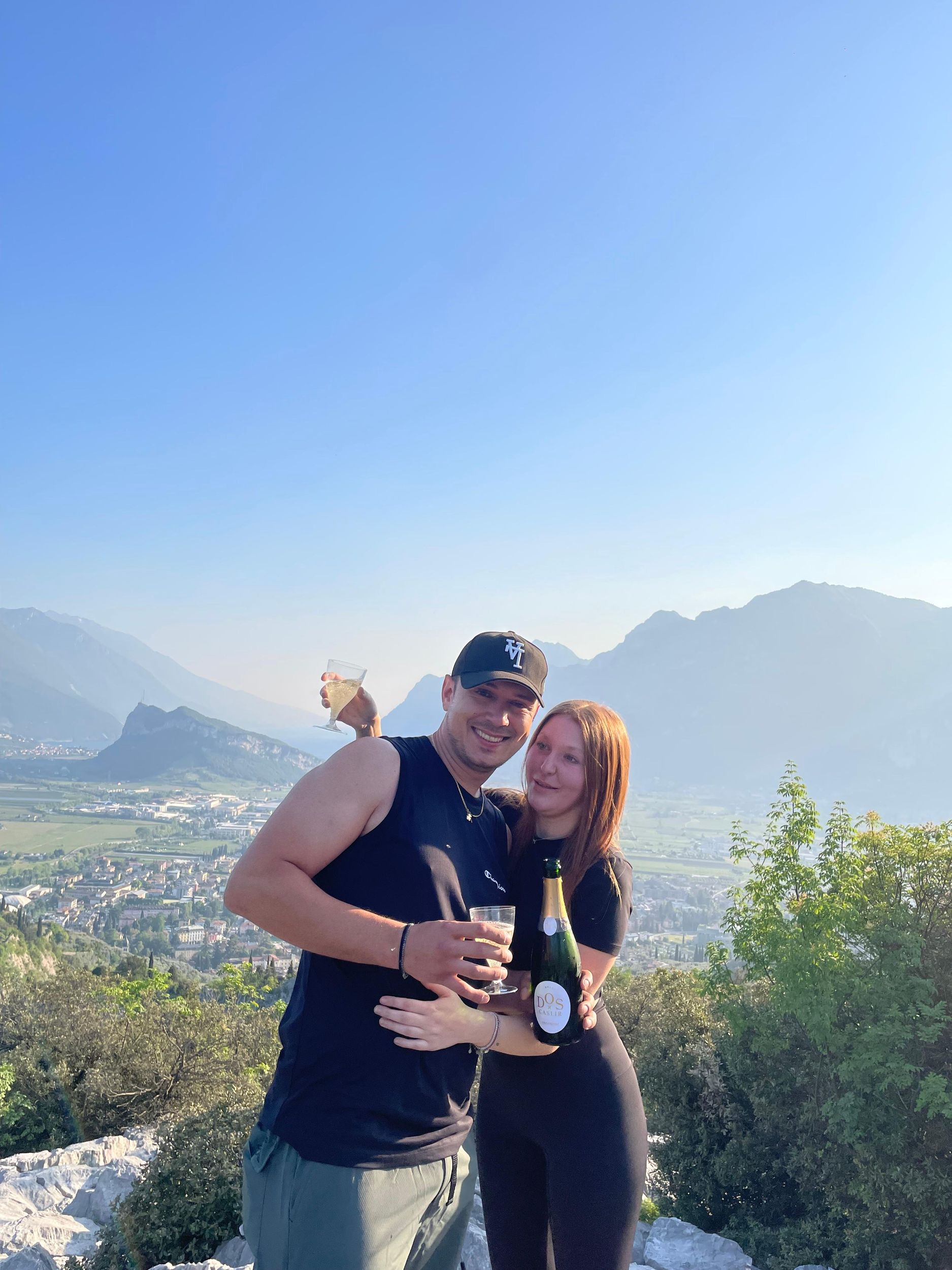 Gardasee: Klettersteig „Colodri“ bei Sonnenuntergang, Aperitif mit Aussicht und Fotos