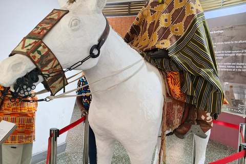 Accra: 5 Hours Culture, History, Arts & Walking Tour